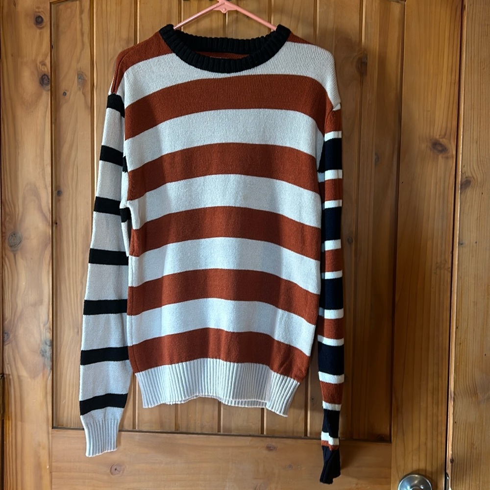 Rue 21 sweater
